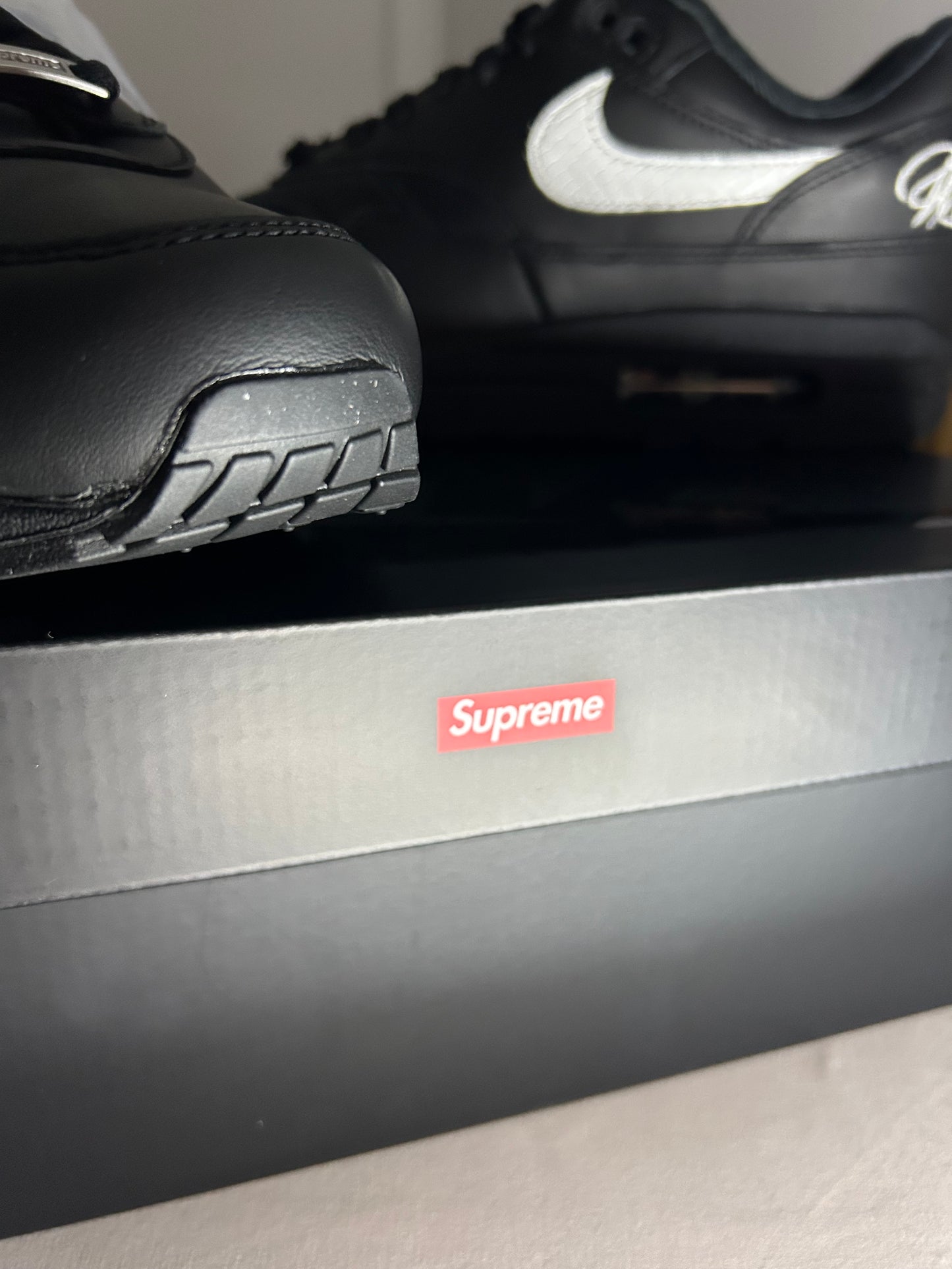 Supreme Air Max 1 Black
