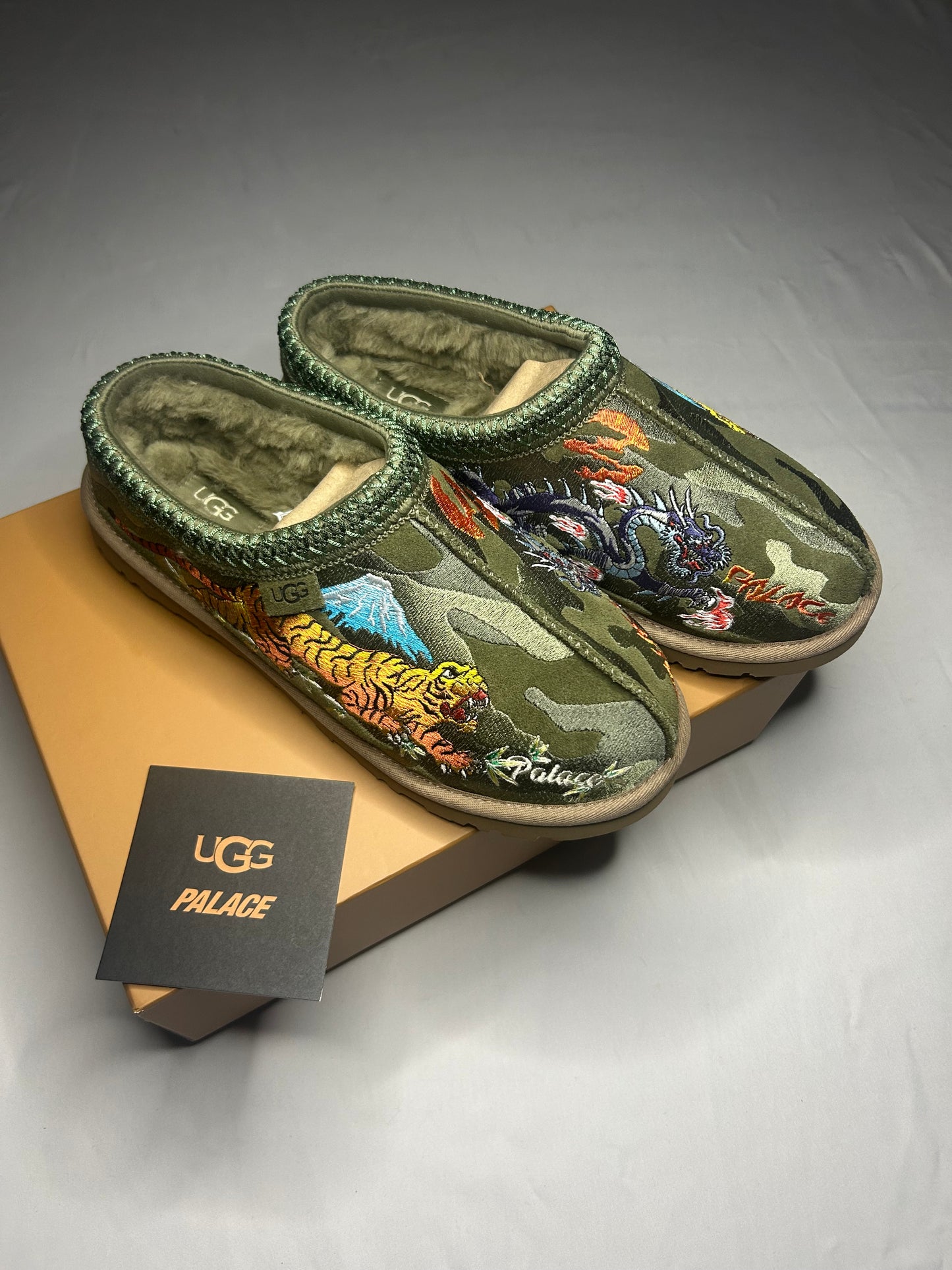 Palace x Ugg Tasman Olive