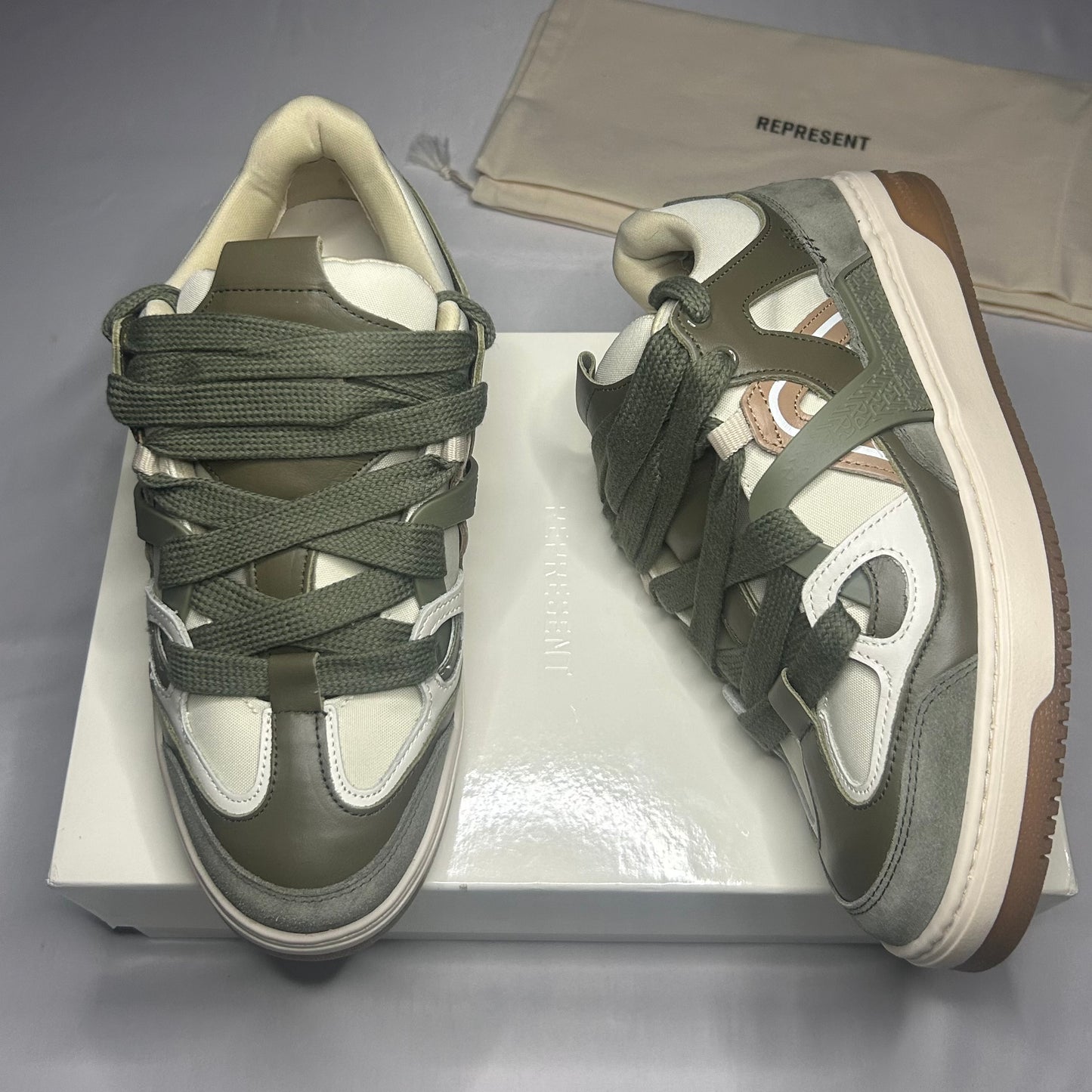 Represent Bully Khaki