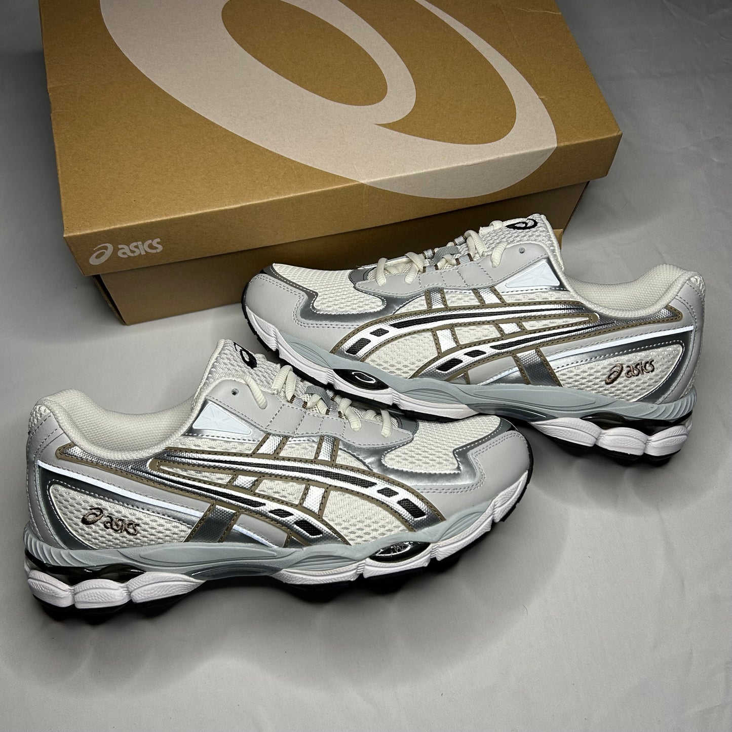Asics-NYC 2055 Cream / Silver